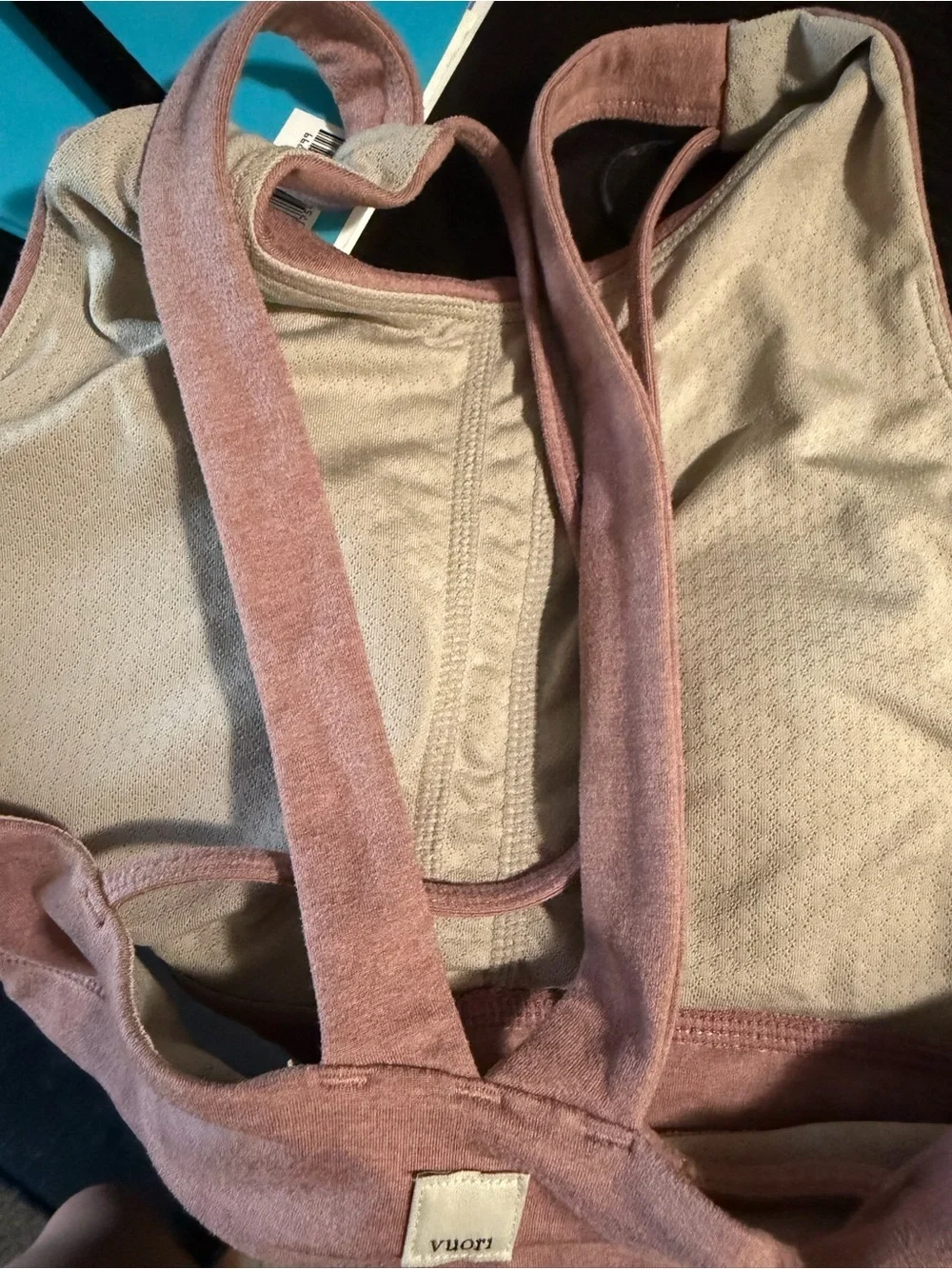 Vuori Elevation Bra in light pink